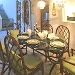 Βίλα Elegant In With Private Pool *