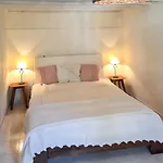Elegant In With Private Pool