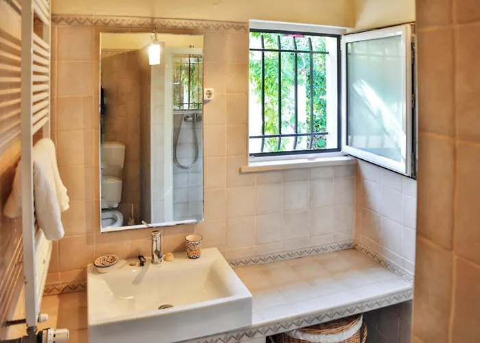 Elegant In With Private Pool Vilamoura