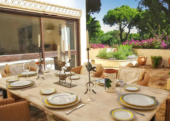Villa Elegant In With Private Pool