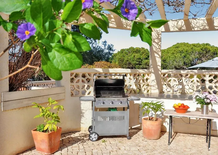 Villa Elegant In With Private Pool Vilamoura