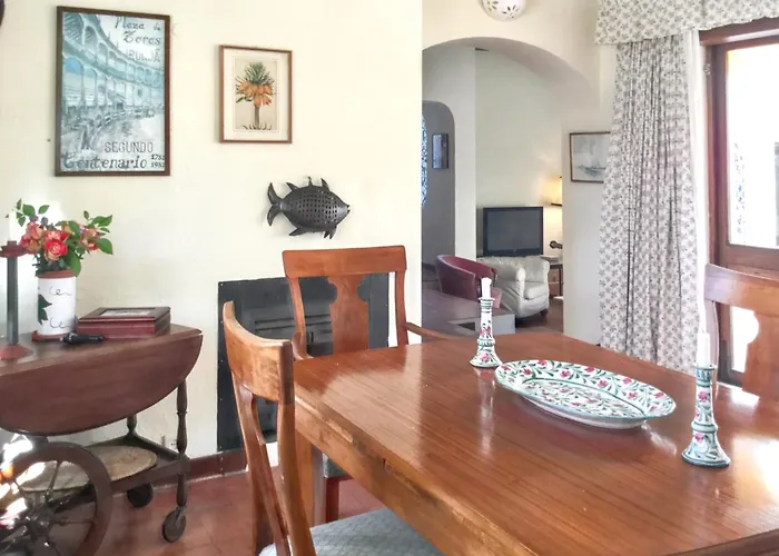 Villa Elegant In With Private Pool *